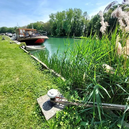 Peniche Spacieuse En Champagne * Mareuil-sur-Ay